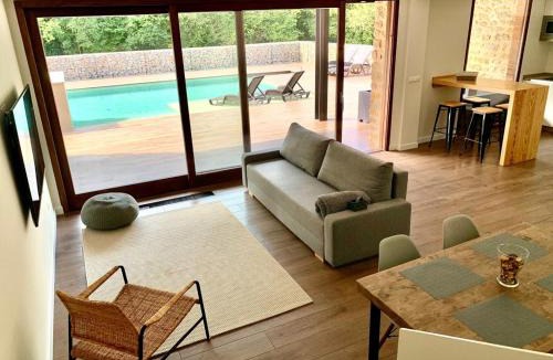 Noriega Apartment | 2 Apartamentos en villa con piscina privada en Asturias El Marquesau