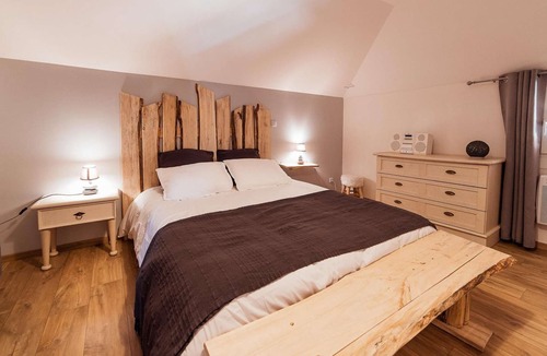 Bucheres Apartment | 2 Apartments + large garden + parking