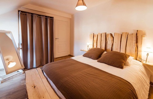 Bucheres Apartment | 2 Apartments + large garden + parking