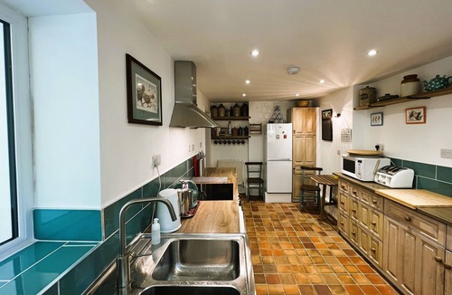 Shanklin Cottage | 2 Apse Castle Cottage