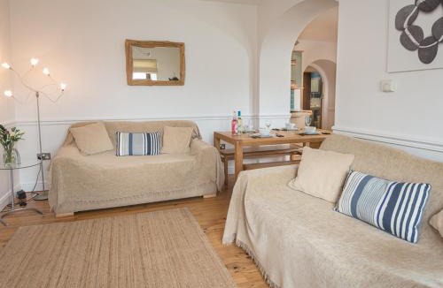 Hope-Cove House | 2 Armada House