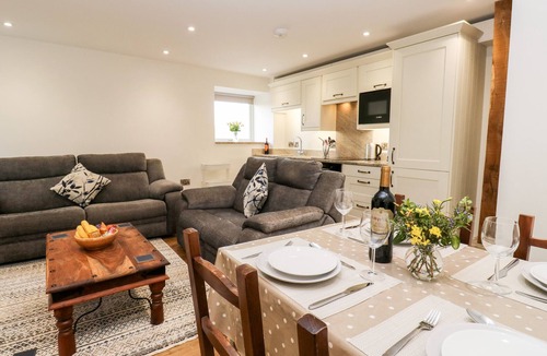 Rastrick Cottage | 2 Barn Cottages