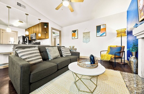 Barton Hills Apartment | 2 bd 2 ba Stylish Oasis! Minutes 2 downtown with pool, hot tub, & free parking!