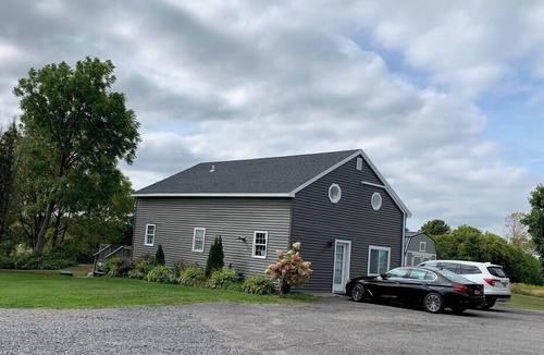 Skaneateles House | 2 bd Carriage Hs/Pet friendly-Walkable to Village
