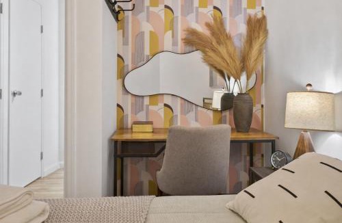 Manhattan Valley Apartment | 2 BD Tranquil Unit close to Central Park