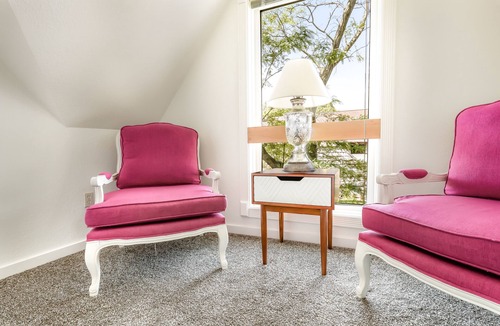 Frankenmuth Condo | 2-Bdr Main St. Loft, Pet Friendly!