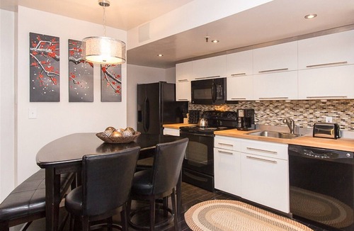 Snowshoe Condo | 2 Bdrm Condo, A/C, Pool/Hot Tub