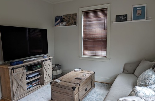 Brookline Apartment | 2 Bdrm in Brookline Village