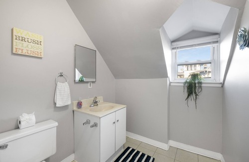 Bella Vista Apartment | 2 Bdrm Large Upenn/Drexel Univ Studio