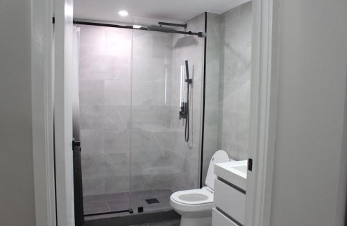 Albany Apartment | 2 bdrm Modern & Hip Apt with Private Patio