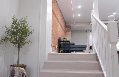 Albany Apartment | 2 bdrm Modern & Hip Apt with Private Patio