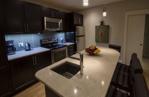 North Rustico Condo | 2 BDRM OCEAN/BEACH FRONT ROTATING CONDO!