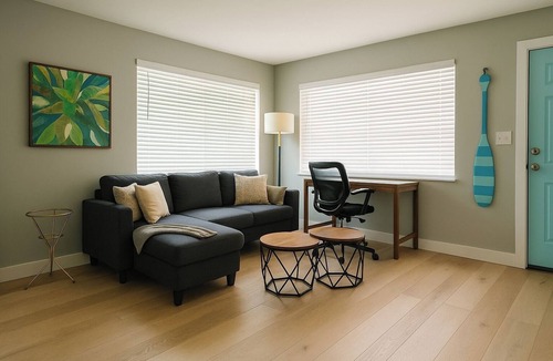 North Beach Apartment | 2 Beach Units for 6 | Patio + Free Parking