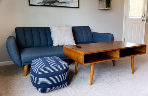 Plainville Apartment | #2 *Beautiful 1 BR Apartment - Central CT*