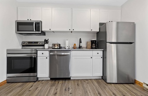 Lake of Bays Cabin | 2 bed 1 bath Lodge on Port Cunnington