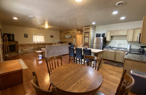 Moorcroft Apartment | 2 bed - 1 bath - sleeps 5! Close to lake, Sturgis, Black Hills, Devils Tower
