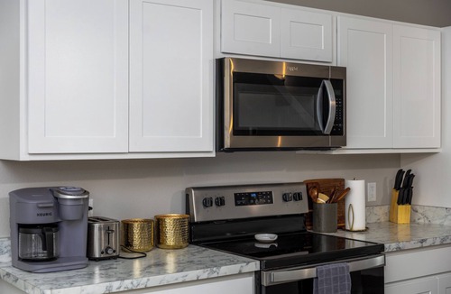 Billings Condo | 2 Bed 2.5 Bath Modern Townhouse Centrally Located