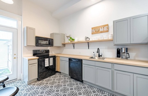 Fredericton House | 2 Bed, 2.5 Bath renovated heritage home in Downtown Fredericton