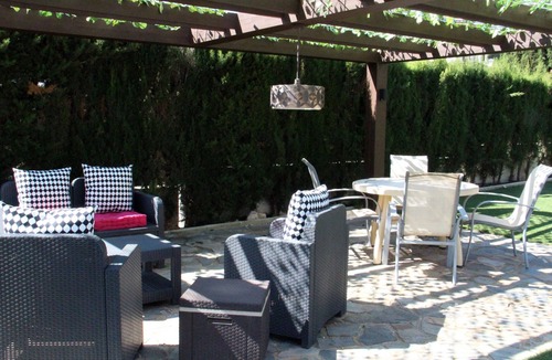 Villamartin Apartment | 2 Bed 2 Bath Apt, Huge Corner Plot, Trampoline, Golf, Sun, Good Food