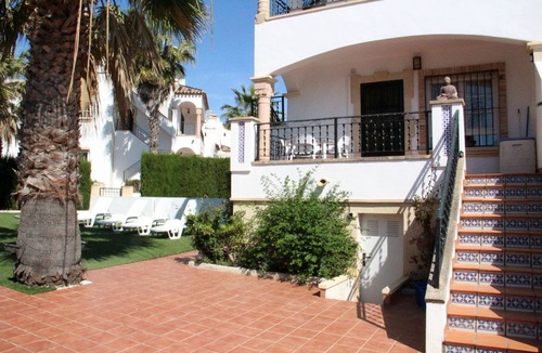 Villamartin Apartment | 2 Bed 2 Bath Apt, Huge Corner Plot, Trampoline, Golf, Sun, Good Food