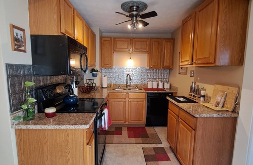 Lawrenceburg House | 2 Bed/2 Bath/Game Room