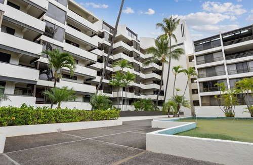 Hawaii Kai Apartment | 2 bed 2 bath Hawaii Kai Getaway