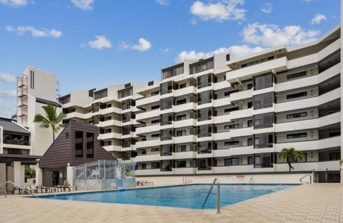 Hawaii Kai Condo | 2 bed 2 bath Hawaii Kai Getaway