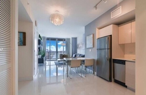 Hallandale Beach Apartment | 2 Bed 2 Bath Penthouse Amazing Views Beach Service