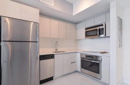 Hallandale Beach Apartment | 2 Bed 2 Bath Penthouse Amazing Views Beach Service