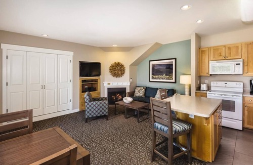 Windsor Resort | 2 BED 2 BATH UNIT IN WINDSOR, CA - A Superb Sonoma County Stay