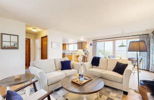 Edgewater Shores House | 2 Bed 2 Bath Vacation home in Waldport