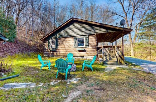 Qualla House | 2 Bed 2 Bath Vacation home in Whittier II