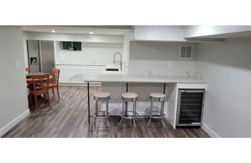 Milton Apartment | 2 Bed/2 Baths Apartment in Deluxe Unit