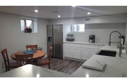 Milton Apartment | 2 Bed/2 Baths Apartment in Deluxe Unit