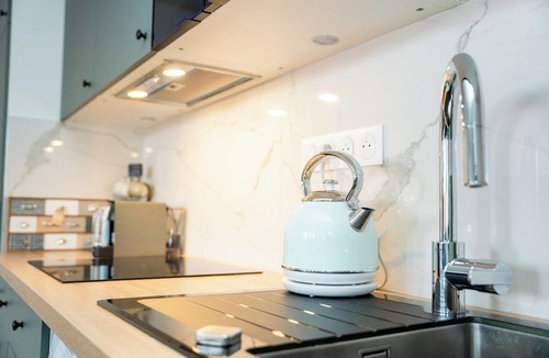 Le Kremlin-Bicetre Apartment | 2-Bed Apartment - Sleeps up to 4 , AirCon