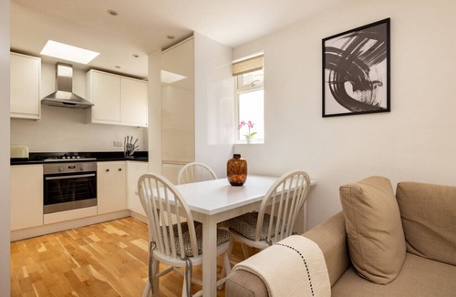 Nine Elms Apartment | 2 Bed Apartment in Battersea