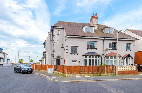 Bispham Apartment | 2 Bed Apartment | Second Floor| Blackpool