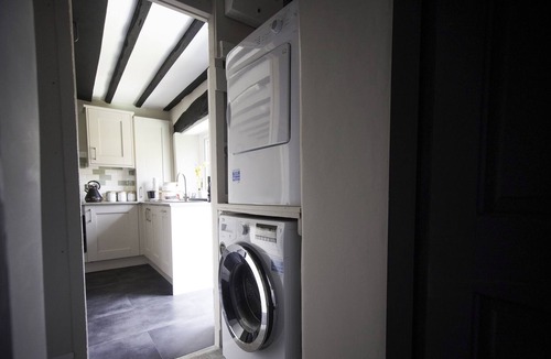 Llandrillo Apartment | 2 Bed Apartment with Hot Tub