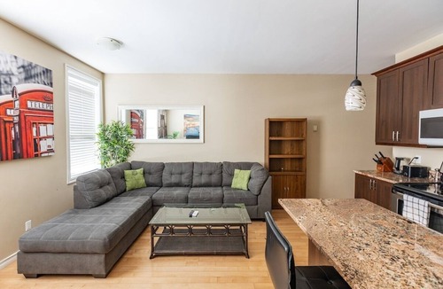 Sandy Hill Apartment | 2-Bed App Downtown Ottawa 36D