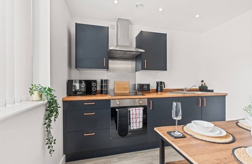 Bradford Apartment | 2-Bed Apt | Bingley, Bradford | Free Parking