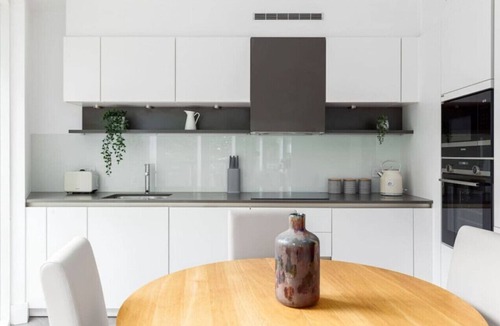 Islington Apartment | 2 Bed Balcony Flat in Islington