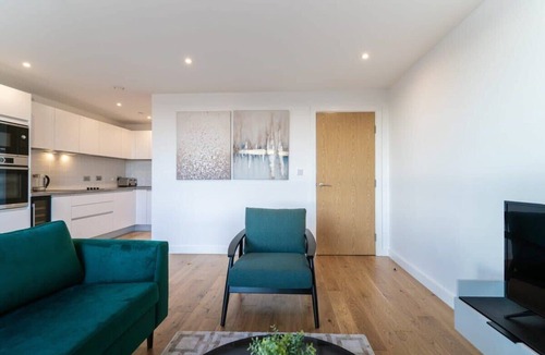 The Westside Apartment | 2 Bed Birmingham Apartment in Modern Development