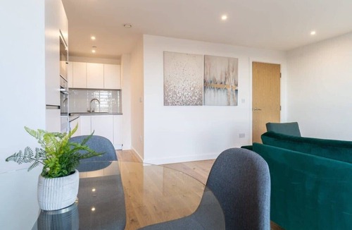 The Westside Apartment | 2 Bed Birmingham Apartment in Modern Development
