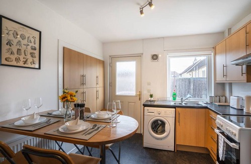 Ormiston House | 2 Bed Bungalow - Free Parking