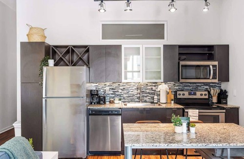Downtown Cincinnati Apartment | 2 Bed |Carew Tower |Walkable