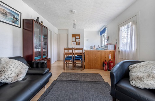 Contin Ski Chalet | 2 Bed Chalet - Sleeps 4 - River and mountain views