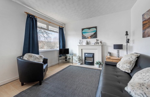 Contin Ski Chalet | 2 Bed Chalet - Sleeps 4 - River and mountain views