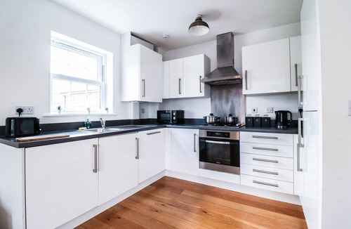 Canterbury Apartment | 2 Bed City Centre-Parking-Offer