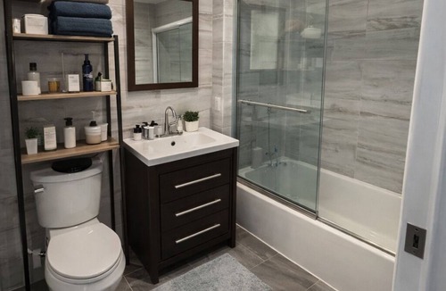 Central Park North Condo | 2 bed condo in welcoming NYC, Manhattan, Central Park with outside Deck