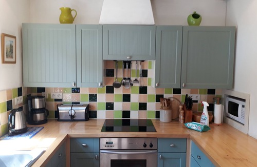 Saint-Ouen-La-Rouerie Cottage | 2 Bed Cottage. Sleeps 5. 30 minutes from Mont St Michel